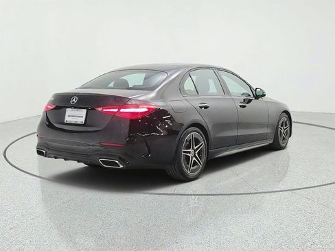 Used 2022 Mercedes-Benz C 300 Sedan image 5