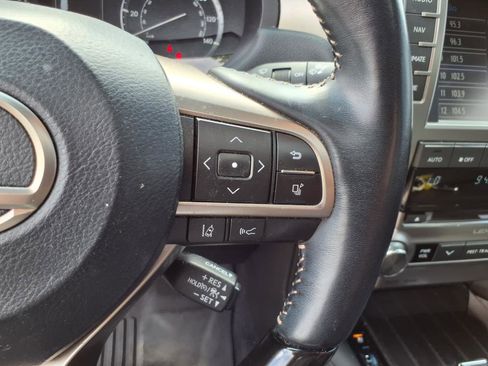 Used 2021 Lexus GX 460 Premium image 16