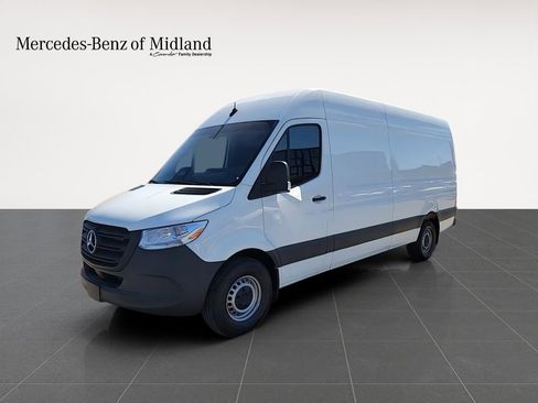 New 2026 Mercedes-Benz Sprinter 2500 image 4