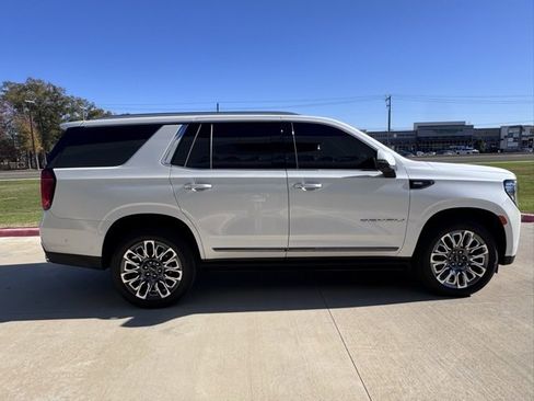 Used 2024 GMC Yukon Denali Ultimate image 6