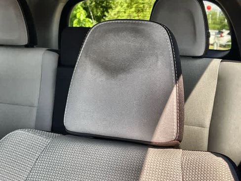 Used 2018 Toyota RAV4 XLE FWD image 25