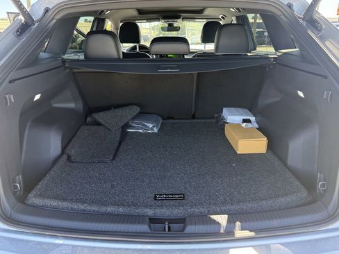 New 2026 Volkswagen Atlas Cross Sport SEL Premium R-Line image 27