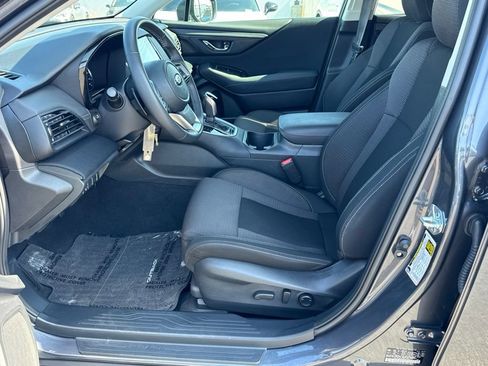 Used 2024 Subaru Outback Premium AWD/4WD image 19