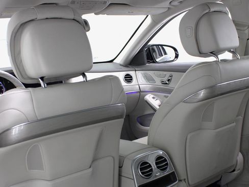 Used 2015 Mercedes-Benz S 550 Sedan image 36