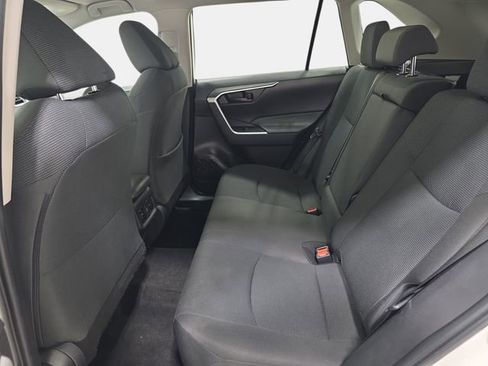 Certified 2022 Toyota RAV4 LE image 11