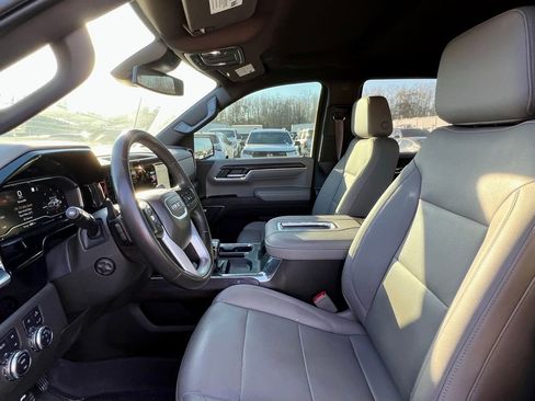 Used 2022 GMC Sierra 1500 SLT image 4