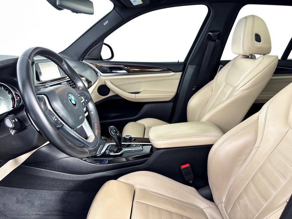 Used 2019 BMW X3 sDrive30i w/ Driving Assistance Package RWD image 5