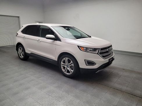Used 2017 Ford Edge Titanium w/ Technology Package FWD image 11