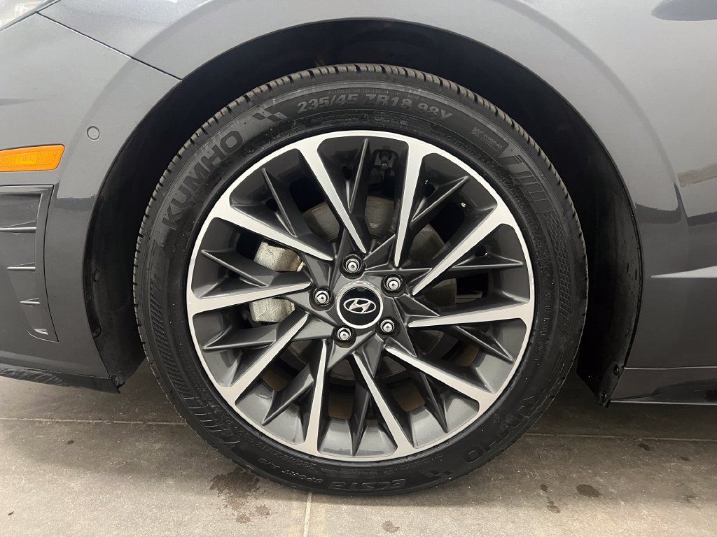 Used 2020 Hyundai Sonata Limited FWD image 30