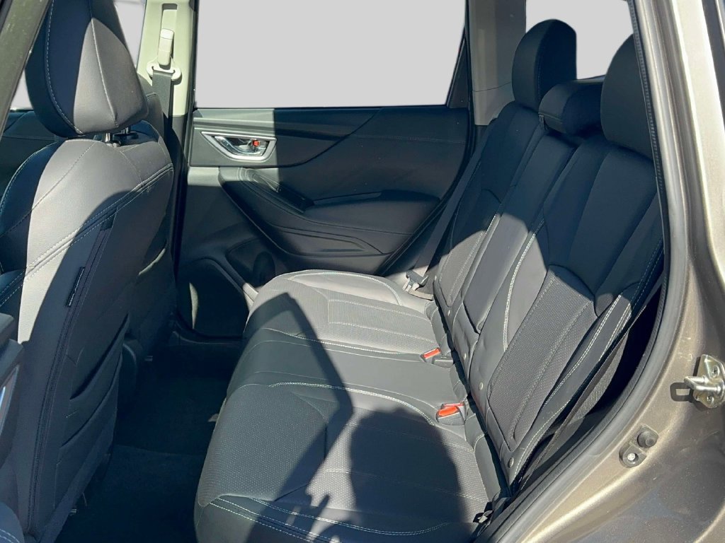 Used 2019 Subaru Forester Limited AWD/4WD image 13