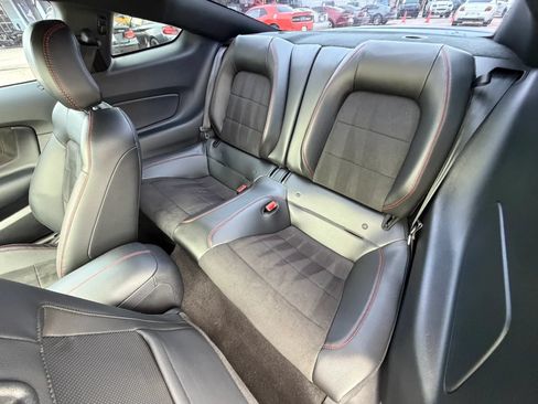Used 2019 Ford Mustang GT Premium w/ Equipment Group 401A RWD image 23