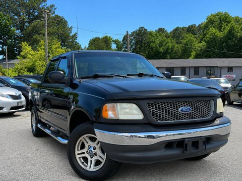 Used 2002 Ford F150 Lariat RWD image 1
