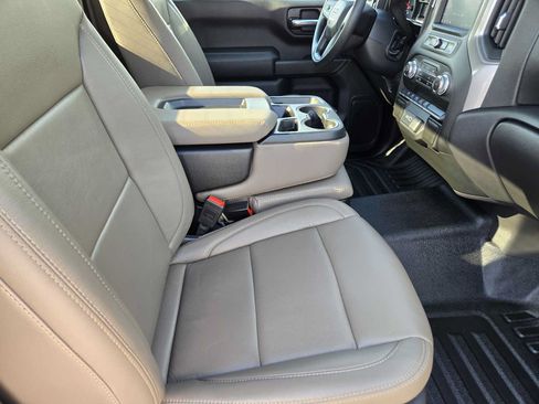 Certified 2025 GMC Sierra 1500 Pro w/ Pro Value Package AWD/4WD image 15