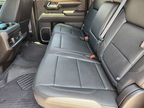 Used 2025 Chevrolet Silverado 1500 RST AWD/4WD image 28