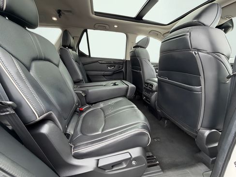 Used 2024 Honda Pilot Elite image 27