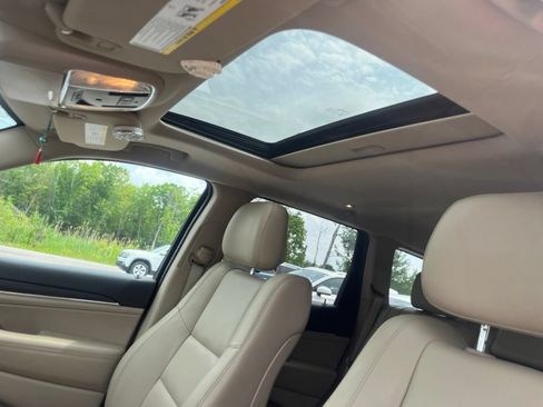Used 2020 Jeep Grand Cherokee Limited AWD/4WD image 4