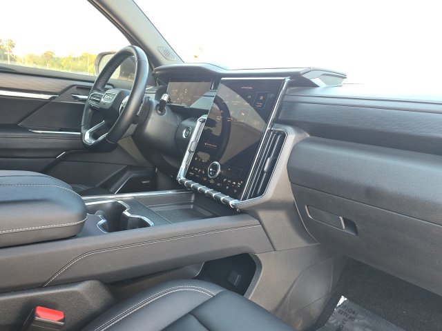 Used 2024 GMC Acadia Elevation AWD/4WD image 24