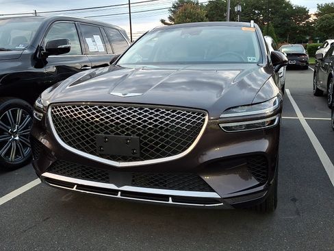 Used 2023 Genesis GV70 2.5T w/ Select Package AWD/4WD image 4