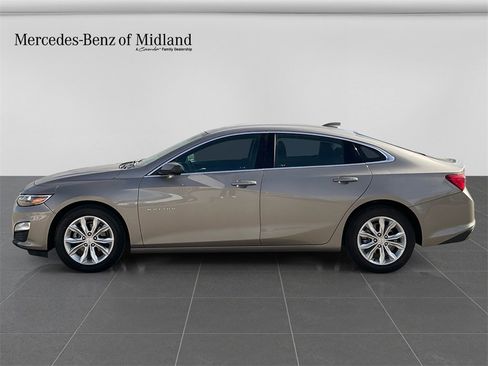 Used 2024 Chevrolet Malibu LT image 4