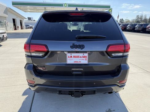 Used 2020 Jeep Grand Cherokee Altitude AWD/4WD image 6