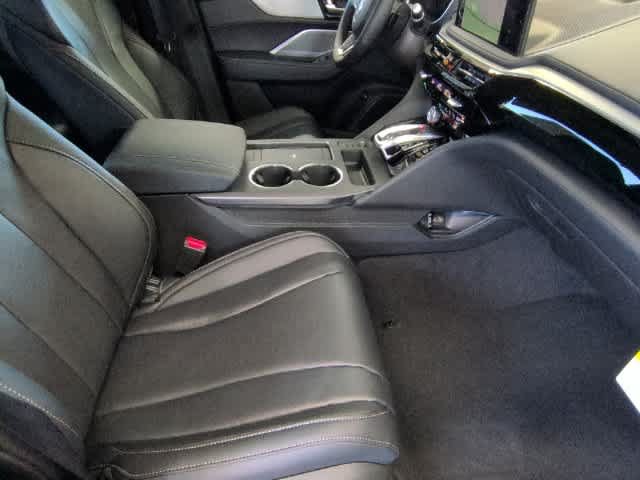 Certified 2026 Acura MDX w/ Technology Package FWD image 24