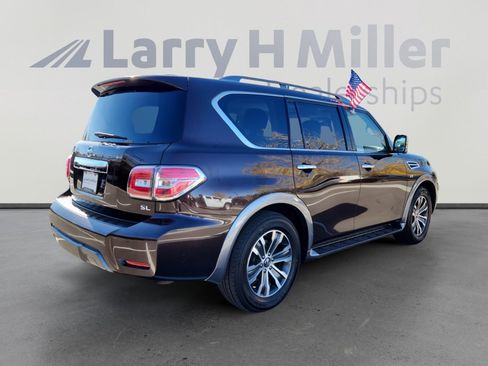 Used 2020 Nissan Armada SL w/ Premium Package image 5