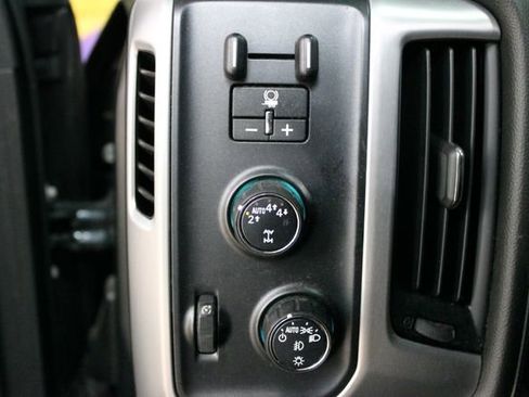 Used 2018 GMC Sierra 1500 SLE w/ SLE Value Package AWD/4WD image 14