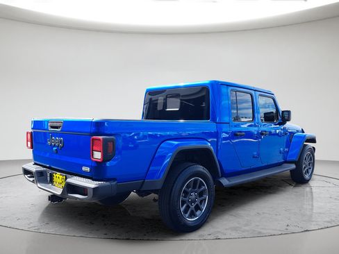 Used 2020 Jeep Gladiator Overland AWD/4WD image 5