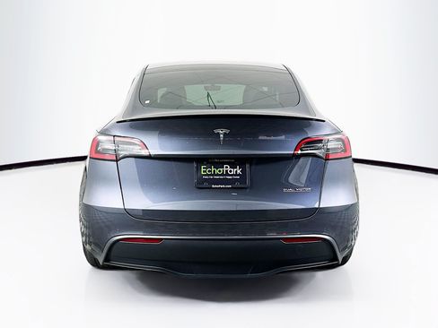 Used 2022 Tesla Model Y Performance AWD/4WD image 7
