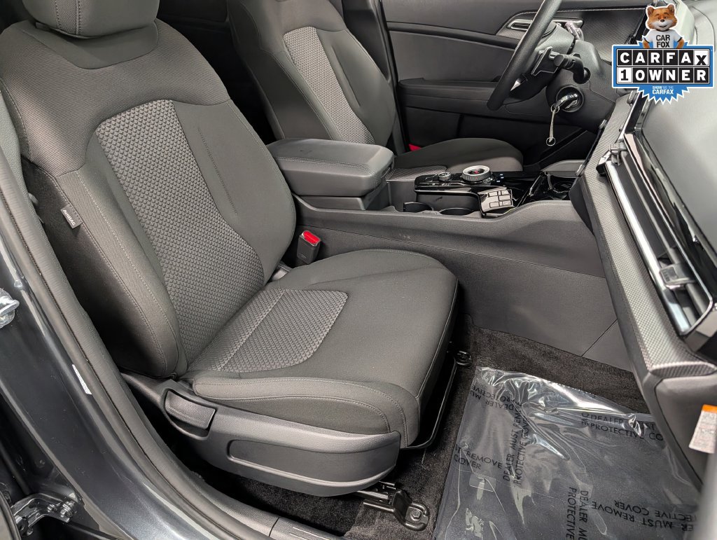 Certified 2025 Kia Sportage LX AWD/4WD image 29