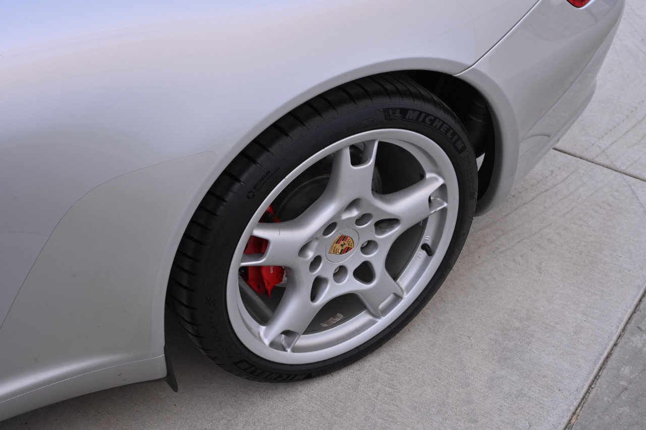 Used 2005 Porsche 911 Carrera S RWD image 53