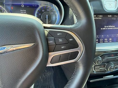Used 2021 Chrysler 300 Touring L RWD image 24