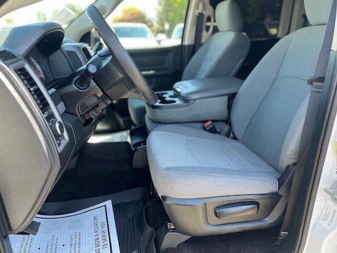 Used 2014 RAM 3500 Tradesman w/ Chrome Appearance Group AWD/4WD image 10