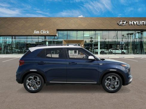 New 2026 Hyundai Venue SEL FWD image 7