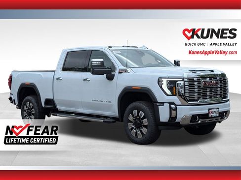 New 2026 GMC Sierra 3500 Denali w/ Denali Reserve Package AWD/4WD image 1