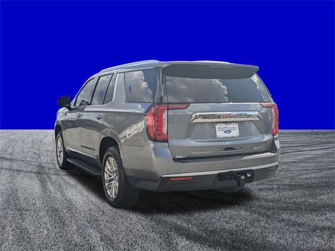 Used 2022 GMC Yukon SLT w/ SLT Luxury Package image 6