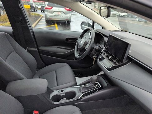 Certified 2024 Toyota Corolla LE image 10