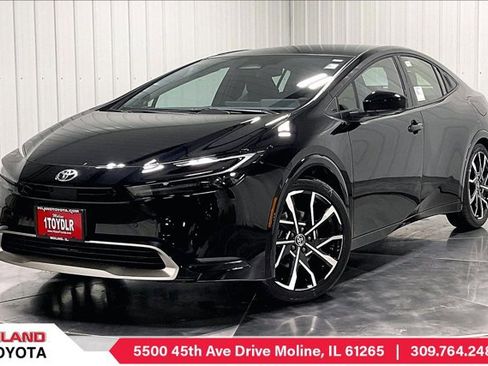 New 2026 Toyota Prius Plug-In Hybrid FWD image 1