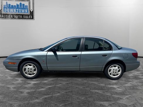 Used 2002 Saturn S-Series SL1 w/ SL1 Option Pkg 1 image 9