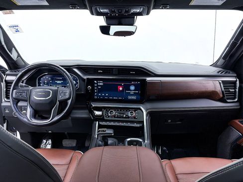 Used 2023 GMC Sierra 1500 Denali Ultimate image 32