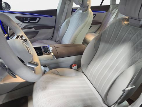Certified 2026 Mercedes-Benz EQS 450+ Sedan image 15