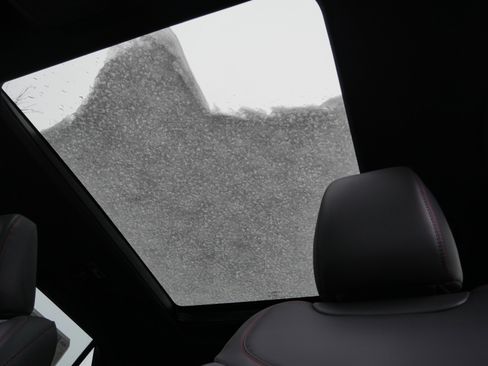 New 2026 Ford Explorer ST-Line w/ ST-Line Street Pack image 5