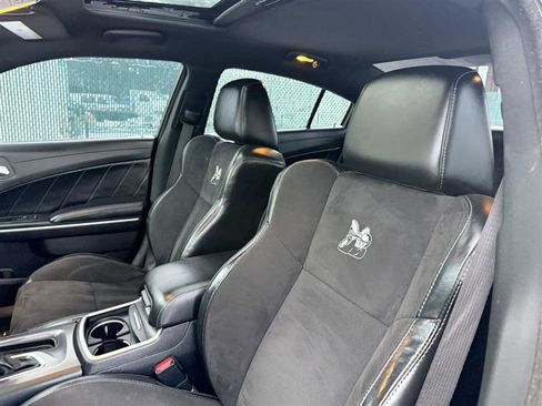 Used 2020 Dodge Charger Scat Pack w/ Plus Group image 29