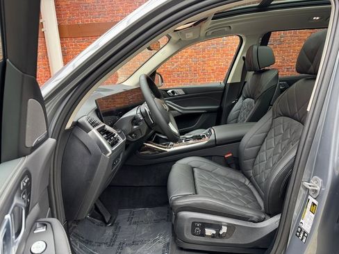 Used 2026 BMW X7 xDrive40i image 22