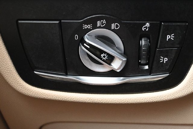 Used 2022 BMW X3 sDrive30i RWD image 23