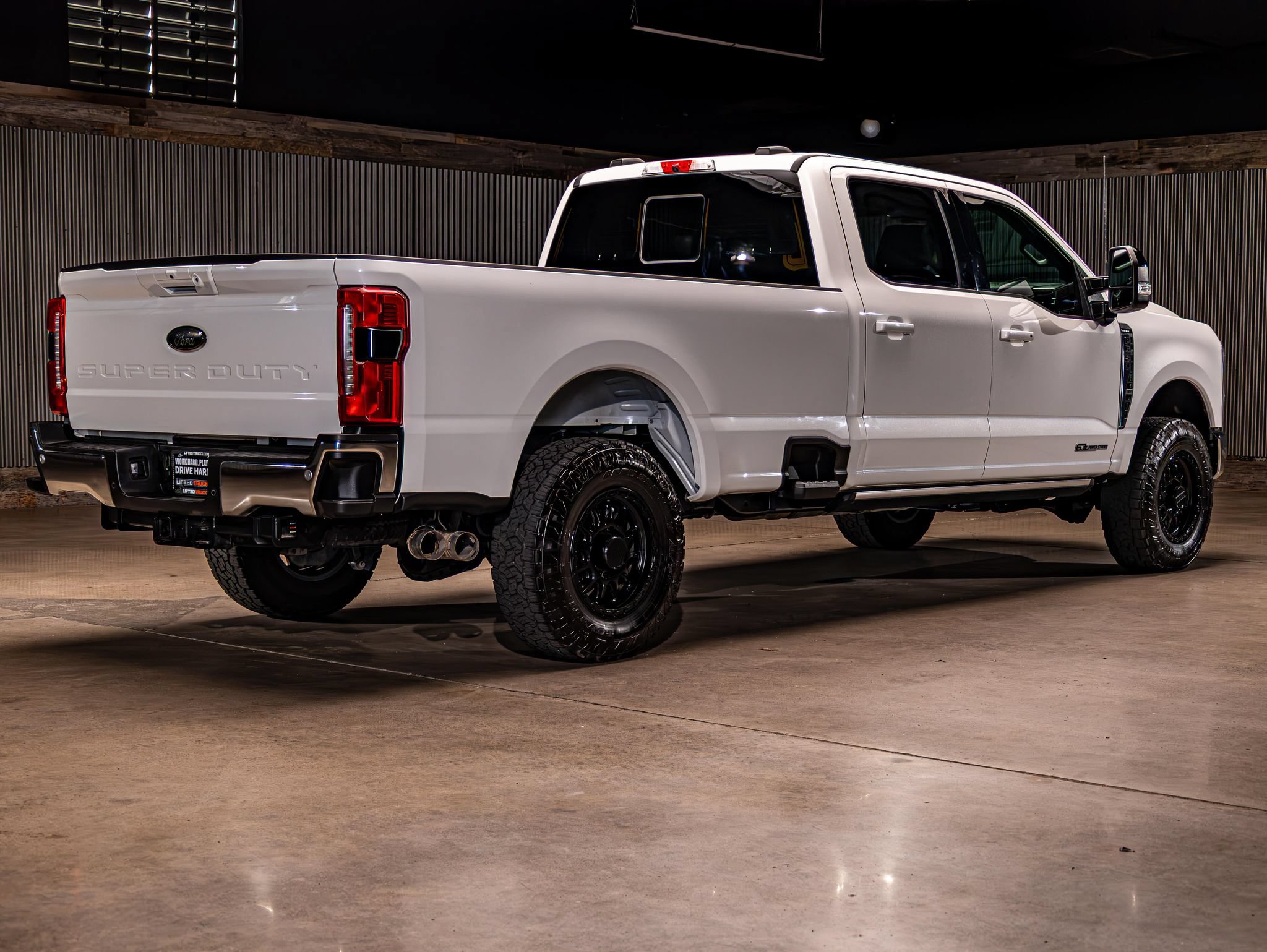 Used 2025 Ford F350 Lariat w/ Lariat Ultimate Package AWD/4WD image 7