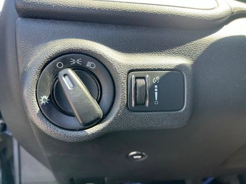 Used 2016 Dodge Dart SE w/ Convenience Group FWD image 10