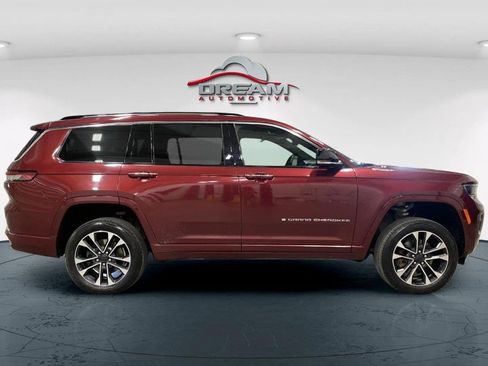 Used 2021 Jeep Grand Cherokee L Overland w/ Luxury Tech Group IV AWD/4WD image 24