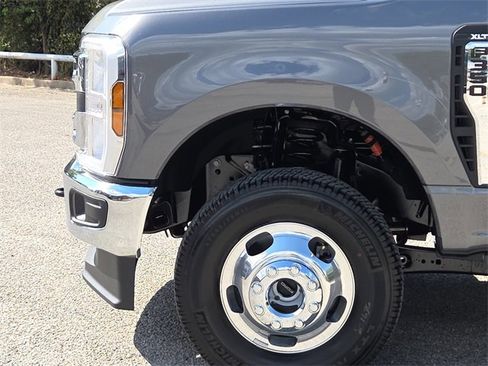 New 2026 Ford F350 XLT image 5