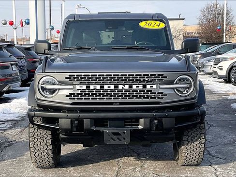 Used 2024 Ford Bronco Badlands image 2